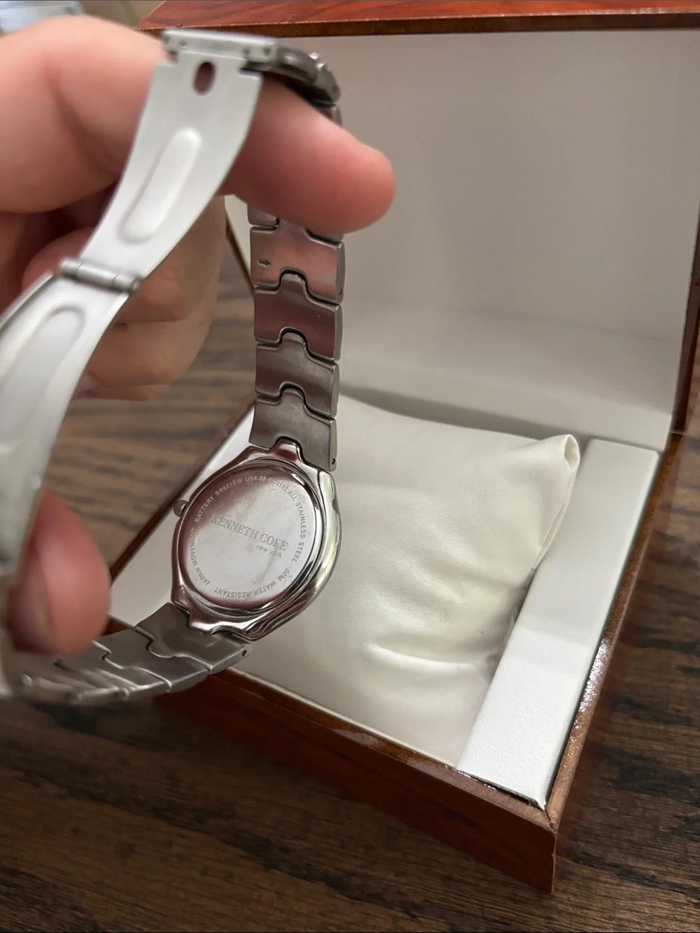Kenneth Cole great looking